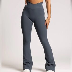 P’tula Sierra Flare Legging - BRAND NEW